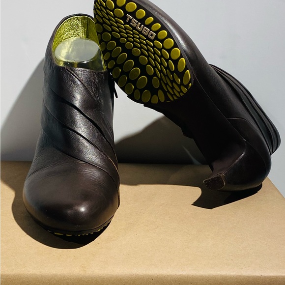 Tsubo Chocolate Brown Leather Bootie - Picture 5 of 10